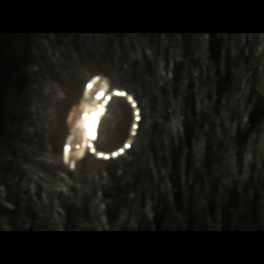 Nice ring - Picture 2 of 4